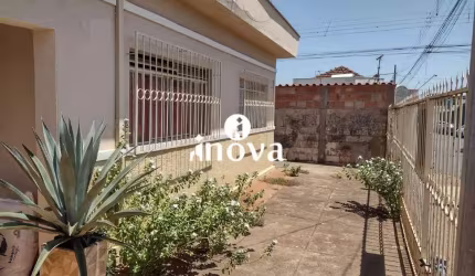 Casa à venda, 3 quartos, 1 vaga, Parque das Américas - Uberaba/MG