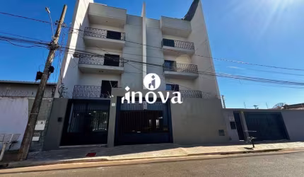Apartamento à venda, 2 quartos, 2 suítes, 1 vaga, Santa Maria - Uberaba/MG