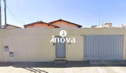 Casa à venda, 3 quartos, 1 suíte, 4 vagas, São Bento - Uberaba/MG