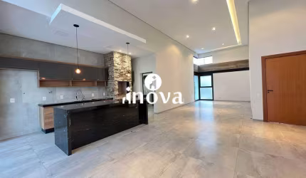 Casa Condomínio à venda, 3 quartos, 3 suítes, 4 vagas, Estância dos Ipês - Uberaba/MG