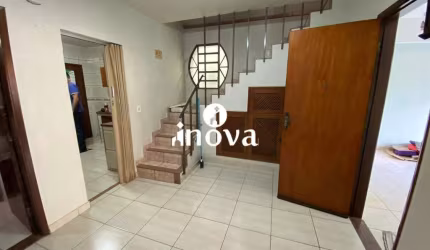 Casa a venda, bairro São Benedito