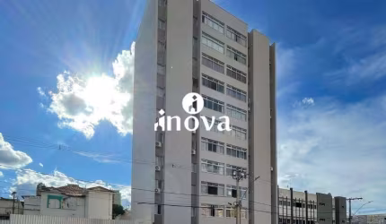 Apartamento à venda, 3 quartos, 1 suíte, 1 vaga, Centro - Uberaba/MG