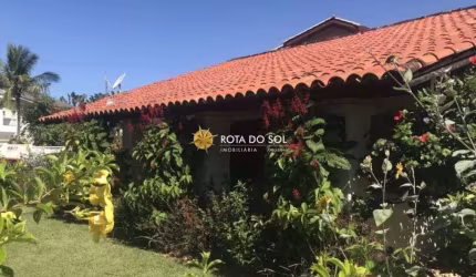 Casa à venda 4 quartos a poucos metros da Praia de Bombas - Bombinhas SC