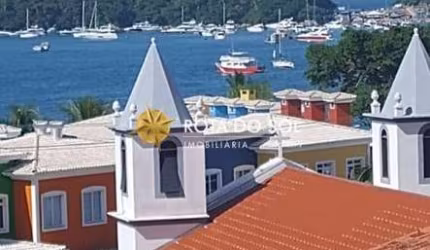 Cobertura duplex 2 quartos a 50 metros da Praia de Bombinhas Centro