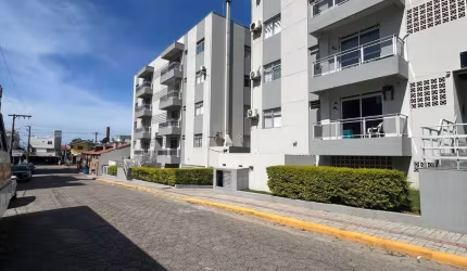 Residencial Umuarama Apartamento 2 quartos na Praia de Bombas