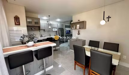 Apartamento à venda na Praia de Bombas no Residencial Maré Cheia com 2 quartos