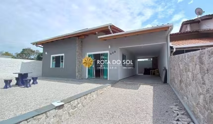 Casa à venda 3 quartos em Bombas Bombinhas SC