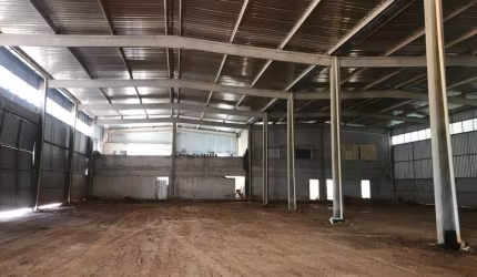 Galpão com 2.450 M² em ótima localização.