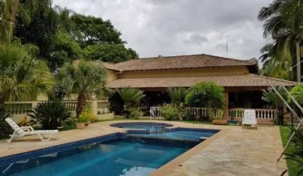Maravilhoso sítio no município de Porto Feliz-SP com 14.900M²