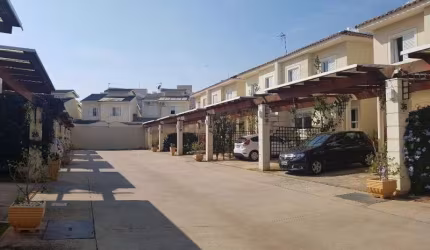 Linda Casa no Condomínio Giardino Campolim - 178m²