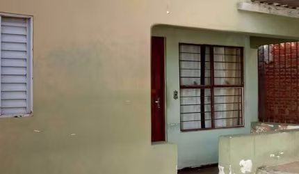 Casa Comercial à Venda em Votorantim-SP - 3 Quartos, 1 Sala, 1 Banheiro, 1 Vaga de Garagem - Imperdível!