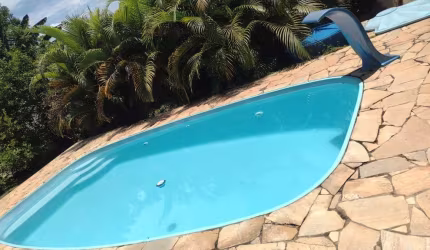Chácara à venda em Araçoiaba da Serra-SP, bairro Aquarius: 3 quartos, 1 sala, 2 banheiros, 1 vaga de garagem, 343,08m².