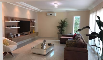Linda Casa no Jardim Pagliato