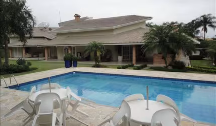 Casa Exclusiva no Cond. Residencial City Castelo com 680M²