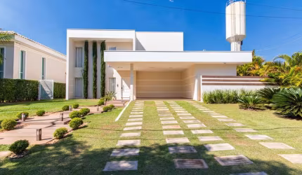 Lindo Sobrado no Condomínio Vale do Lago Residencial com 460m².