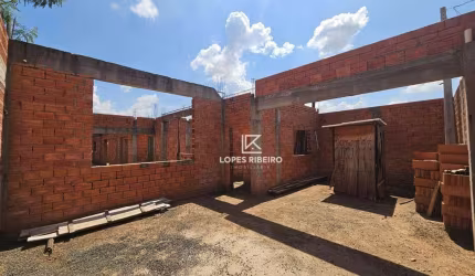 Casa em Construção Jardim Aranha Oliveira