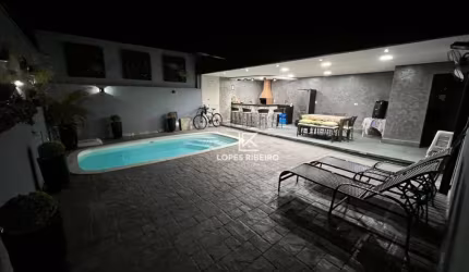 ACEITA FINANCIAMENTO! Casa à venda no bairro Residencial Furlan - Santa Bárbara d’ Oeste - SP
