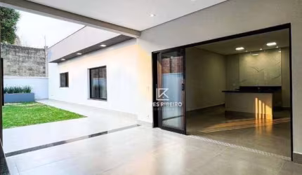 Casa a venda Cond-3 confortáveis dormitórios  -1 suíte -Living com pé direito duplo -Cozinha americana  -Área gourmet -4 vagas de garagem (2 cobertas)
