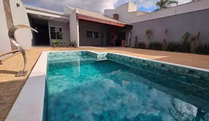 ACEITA FINANCIAMENTO! Casa à Venda no bairro Jardim Souza Queiroz em Santa Bárbara d'Oeste - SP