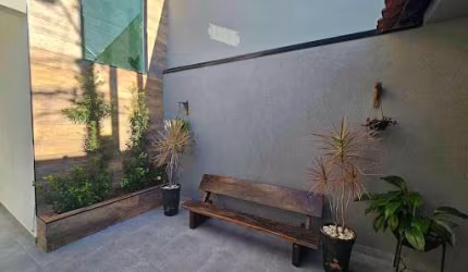 ACEITA PERMUTA! Sobrado à venda no bairro Jardim Mirandola em Americana - SP