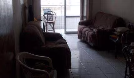 Apartamento com 2 dormitórios 1 Suíte - Pé na areiaà venda por R$ 405.000 - Ocian - Praia Grande/SP