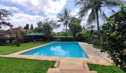 TREMEMBÉ : 3 Suítes | 8 Vagas | 1000 m²  TERRENO