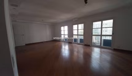Jardim América: 4 Dorm | 1 Suíte | 2 Vagas | 166 m² úteis