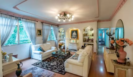 Itaim Bibi: 3 Dorm | 1 Suíte | 1 Vaga | 188 m² úteis