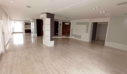Campo Belo: 4 Suítes | 4 Vagas | 288 m² úteis