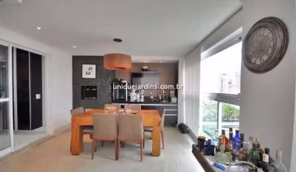 Vila Olímpia: 3 Suítes | 3 Vagas | 210 m² úteis