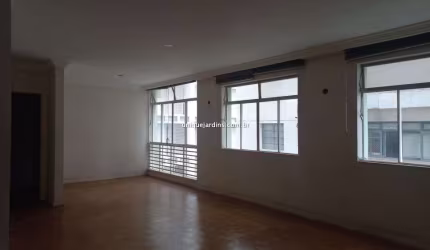 Jardim América: 3 Dorm | 1 Suíte | 1 Vaga | 166 m² úteis
