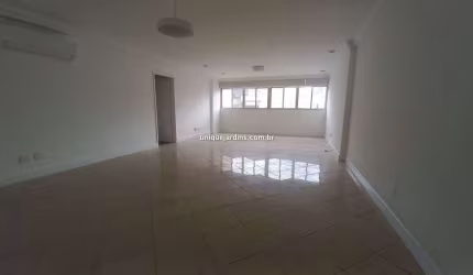 Jardim América: 3 Dorm | 1 Suíte | 2 Vagas | 160 m² úteis