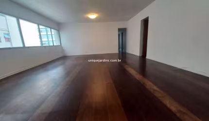 Apartamento à Venda no Jardim Paulista: 3 Dormitórios, 1 Suíte, 2 Vagas e 167 m²