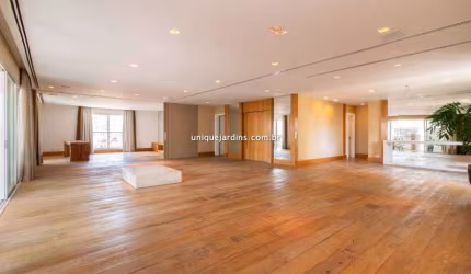 Itaim Bibi: 4 Suítes* | 6 Vagas | 390 m² úteis