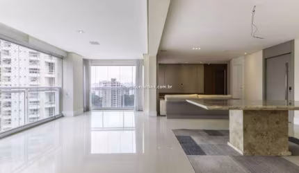 Vila Nova Conceição: 3 Suítes | 3 Vagas | 157 m² úteis