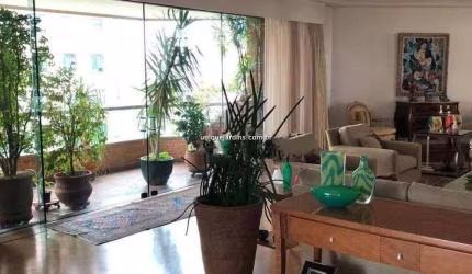 Jardim Paulista: 4 Suítes | 5 Vagas | 549 m² úteis
