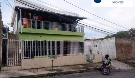 Casa com 6 quartos à venda, 190 m² por R$ 430.000 - Jardim Leblon - Belo Horizonte/MG