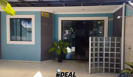 Casa com piscina Jd Canada