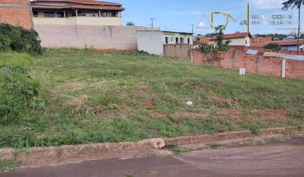 Terreno á venda no Jardim Iolanda em Botucatu-SP