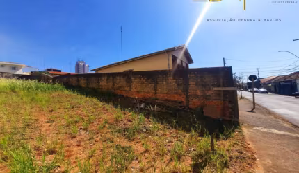 Terreno á venda em uma ótima localização no Centro da cidade de Botucatu-SP