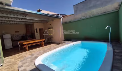 Casa á venda no Residencial Ouro Verde em Botucatu-SP