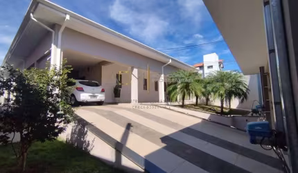 Casa à venda no Bairro Alto em Botucatu-SP