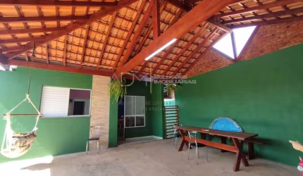 Casa à venda no Residencial Bem Te Vi em Botucatu-SP