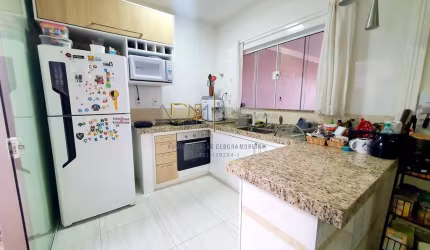Casa de Esquina à Venda no Jardim Cambuí em Botucatu-SP