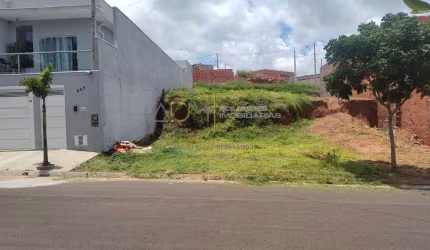 Terreno à venda no Residencial Lívia em Botucatu-SP