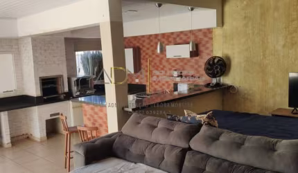 Casa linda á venda no Altos do paraíso em Botucatu-SP