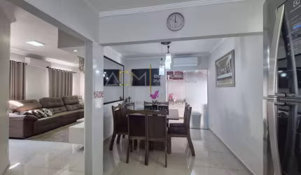 Casa à venda no Maria Luiza em Botucatu-SP