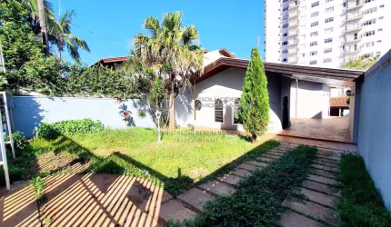 Casa ampla no Centro em Botucatu-SP