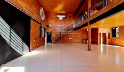 Loft / Galpão ao lado da Demetria no Green Valley com excelente local