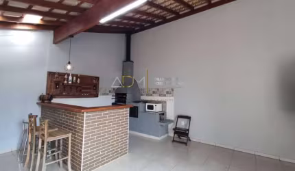 Casa linda localizada no Jardim Cambuí, em Botucatu-SP